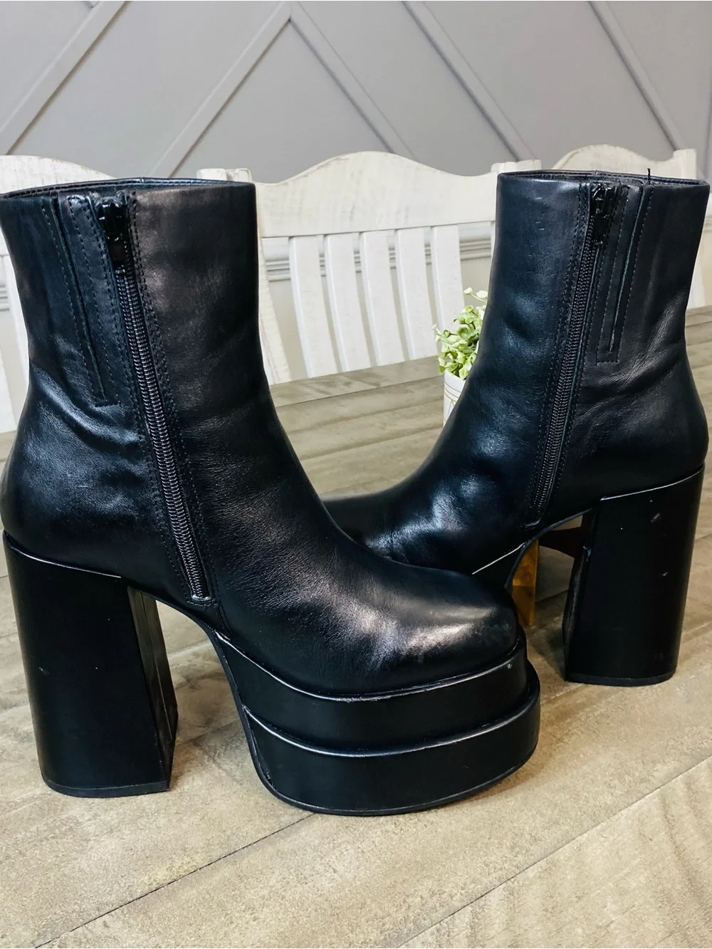 Steve Madden Cobra Black Leather Double Platform Heeled Boots Women's Size 8